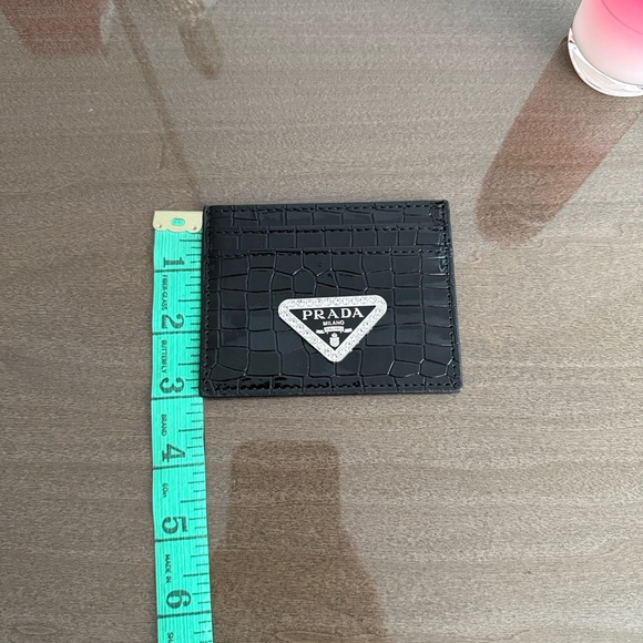 Black Crocodile Pattern Card Holder - Picture 2 of 7